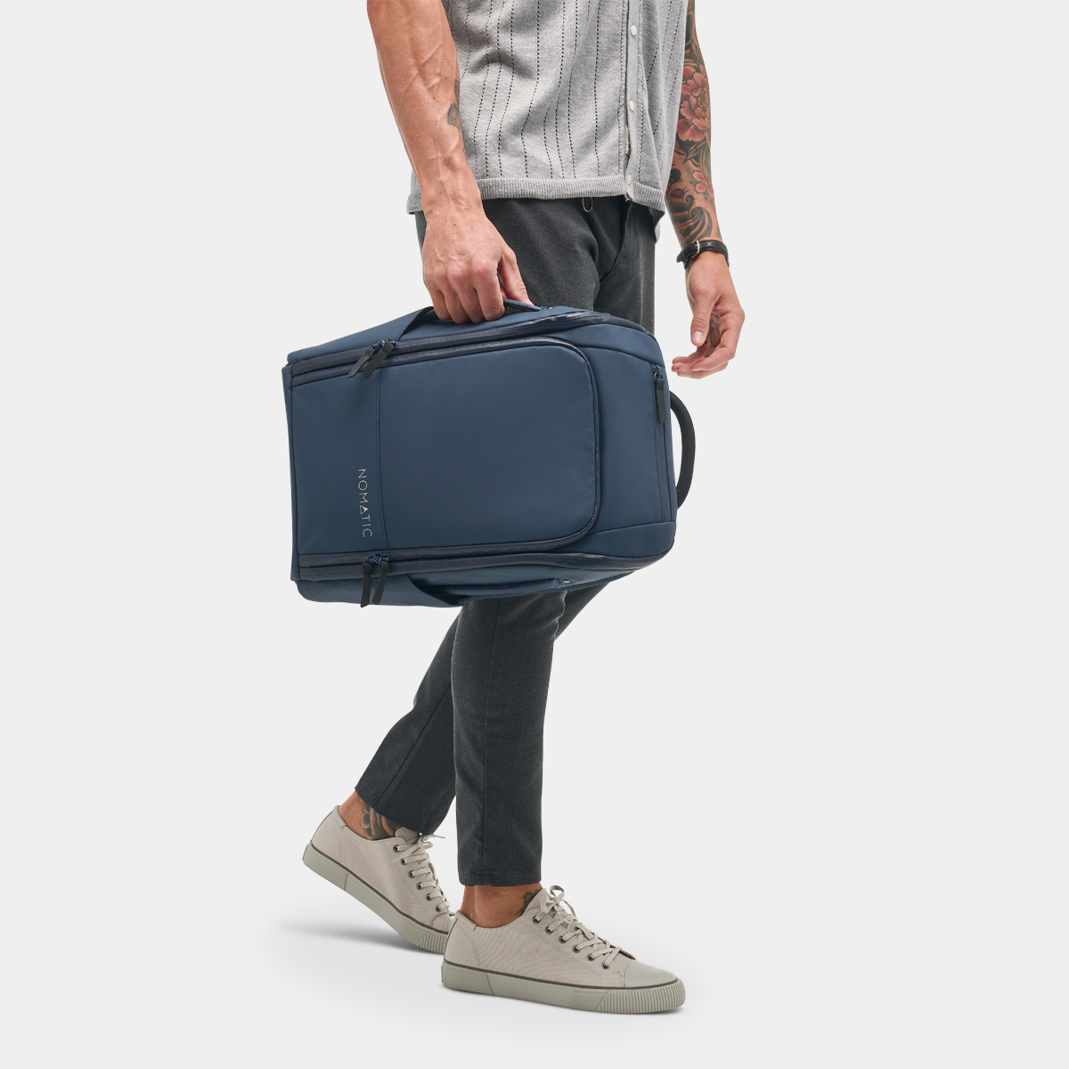 NOMATIC Backpack 14L in navy, product detail view