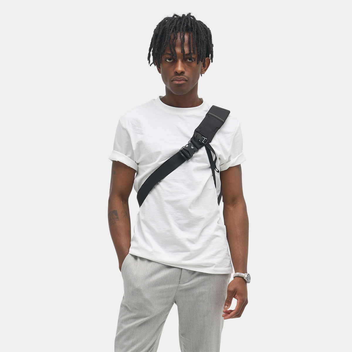 NOMATIC Navigator Sling 6L black sling bag product detail
