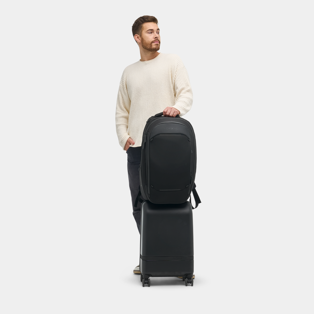 NOMATIC Navigator Travel Backpack 32L in black, product detail view