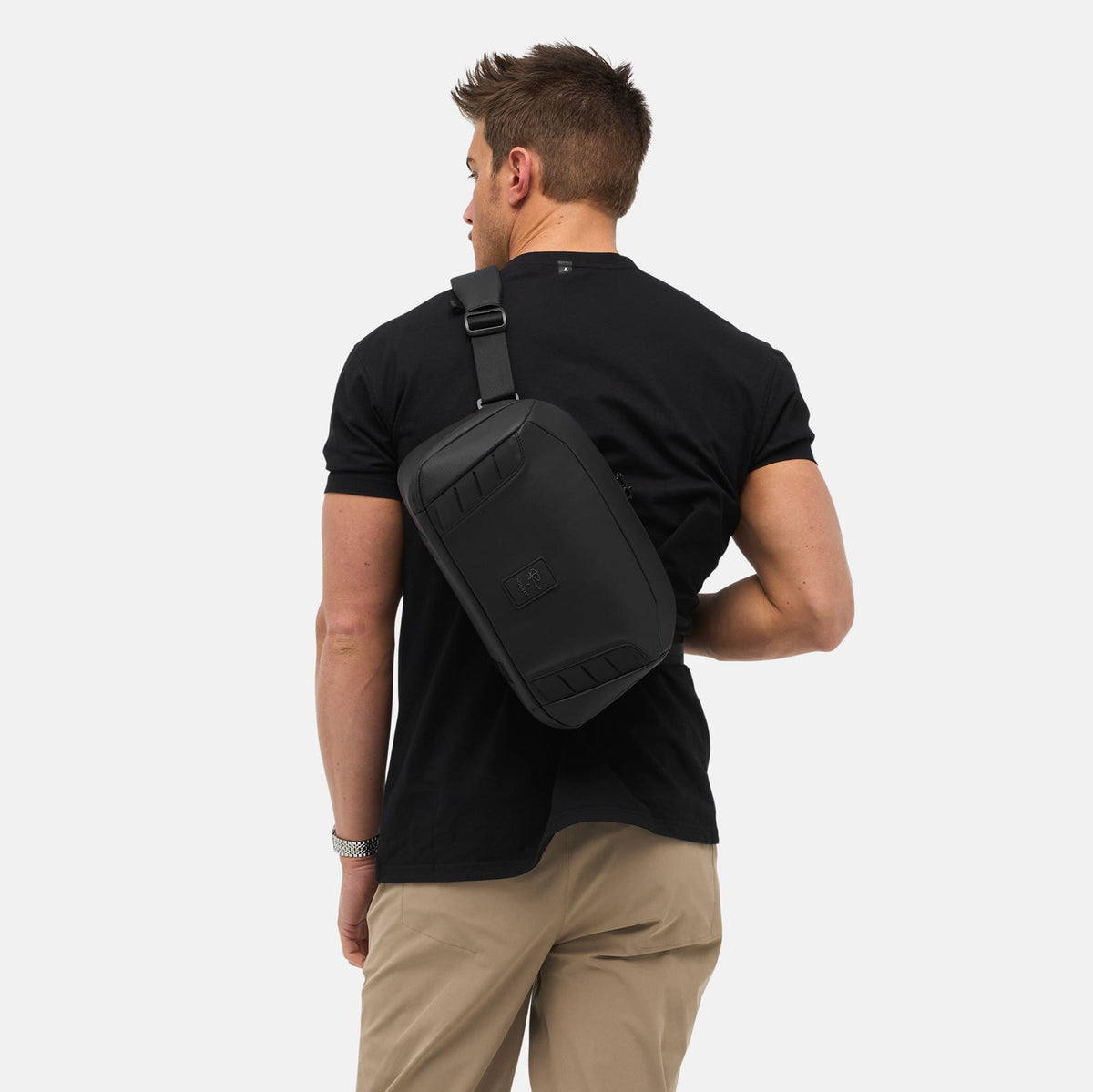 Nomatic McKinnon Camera Sling 8L