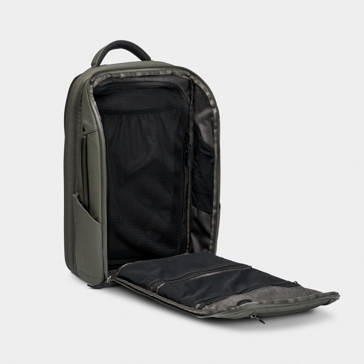 Nomatic Travel Pack 14L olive showing internal organization